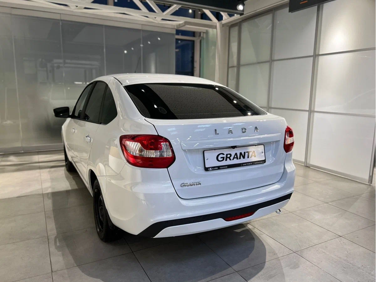 Внешний вид <br>Lada Granta Лифтбек