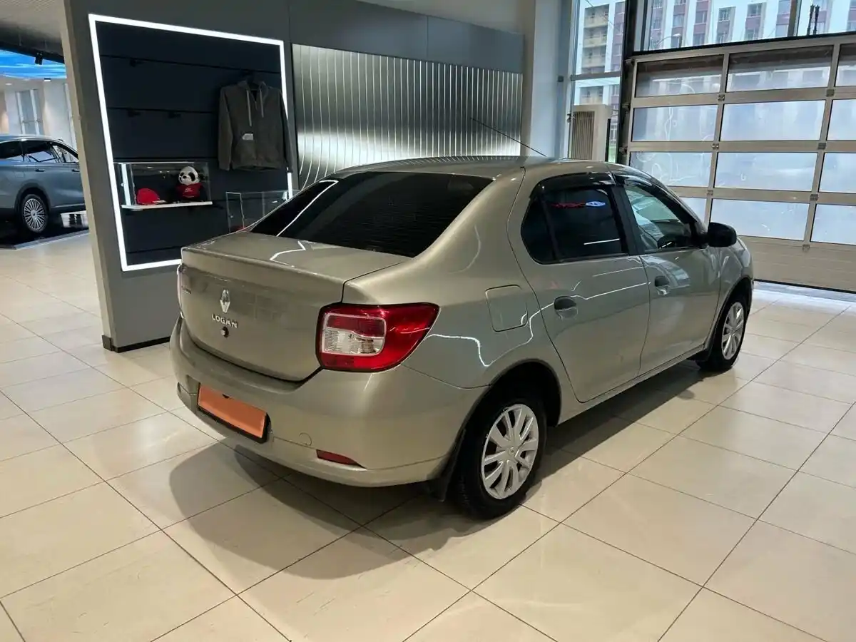 Внешний вид <br>Renault Logan