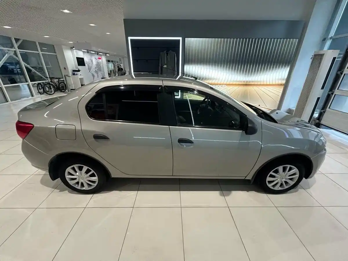 Внешний вид <br>Renault Logan