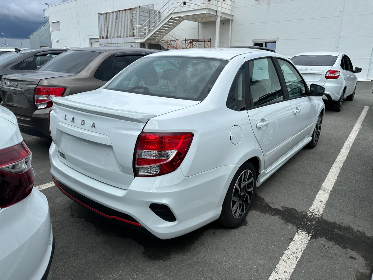 Внешний вид <br>Lada Granta Sportline