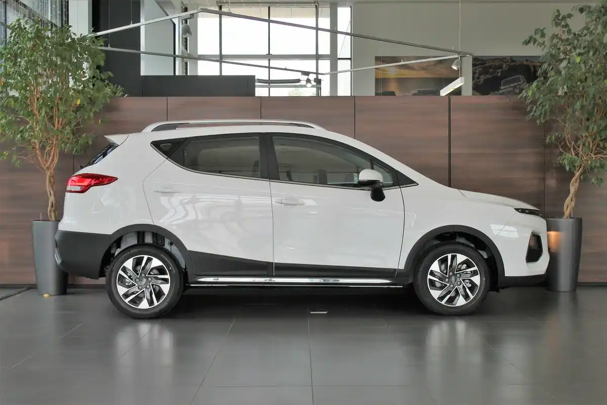 Внешний вид <br>Jac JS3