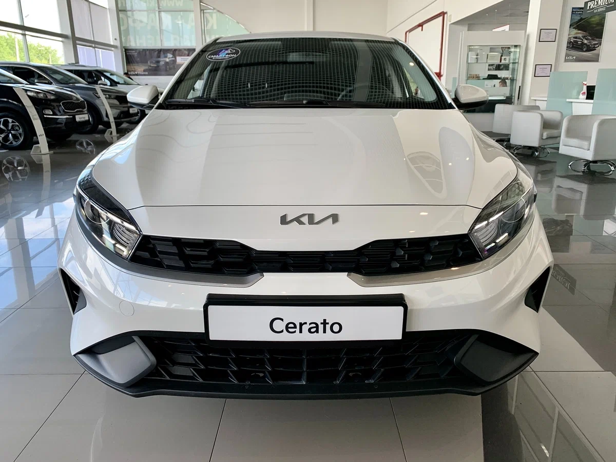 Внешний вид <br>KIA Cerato
