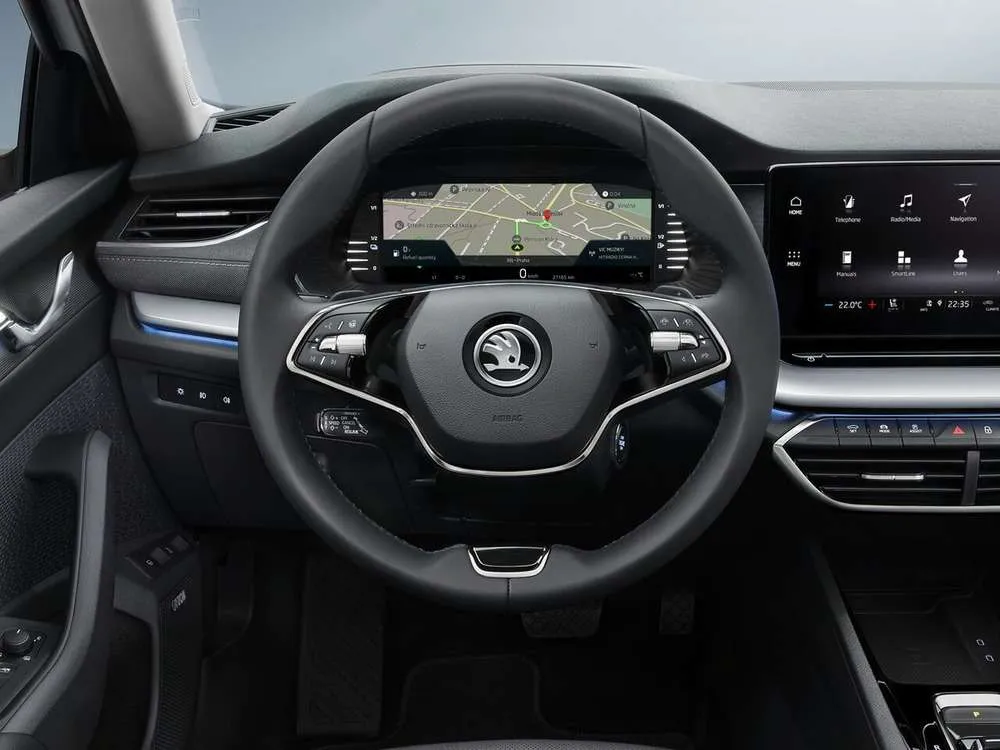 Интерьер салона <br>Skoda Octavia